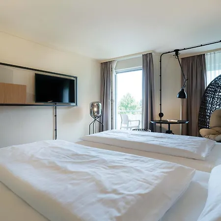 Апарт-отель Sunday Hotel Bad Boll Formerly Seminaris 4*