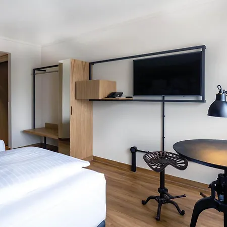 Sunday Hotel Bad Boll Formerly Seminaris 4* Бад Болль