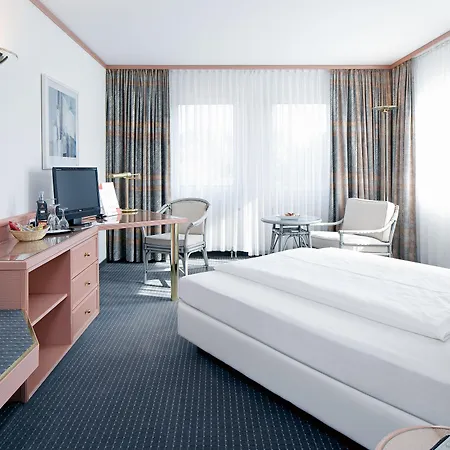 Апарт-отель Sunday Hotel Bad Boll Formerly Seminaris 4*