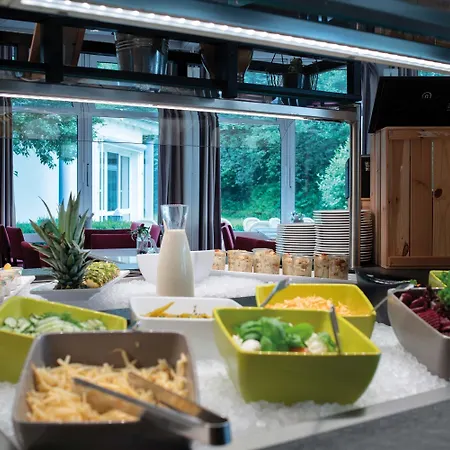 Апарт-отель Sunday Hotel Bad Boll Formerly Seminaris 4*
