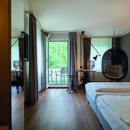 Ξενοδοχείο με διαμερίσματα Seminaris Sunday Hotel Bad Boll 4*