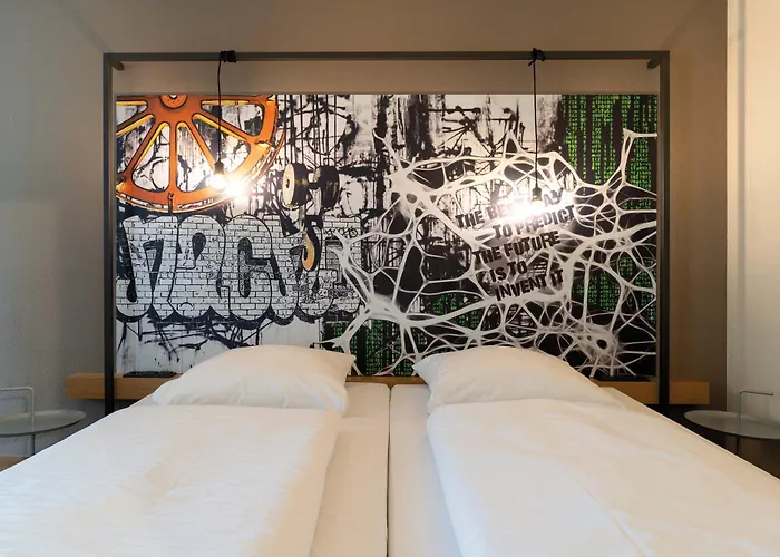 Seminaris Aparthotel 4*